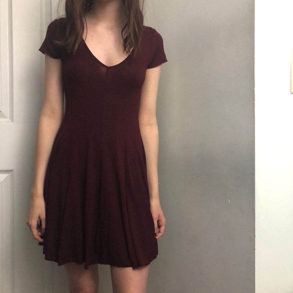 Cute Short Sleeve Maroon Dress